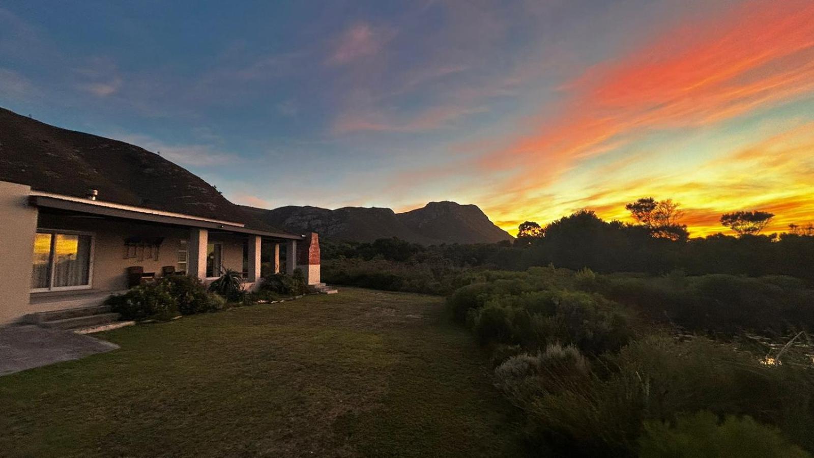 Blombos Self-Catering House Villa Franskraalstrand Exterior photo